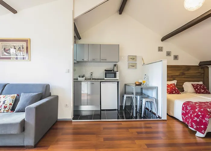 Apartamento A Francos Attic